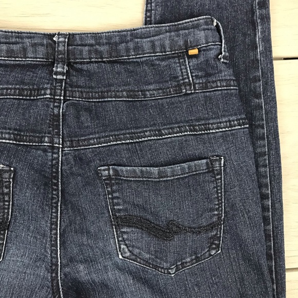 Almost famous button up front jeans 28"waist - Picture 4 of 6